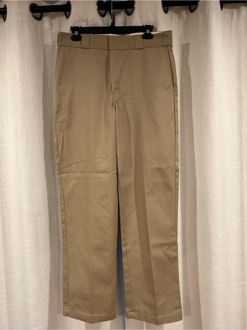 Dickies Men's Straight-Leg Khaki Chinos in Tan